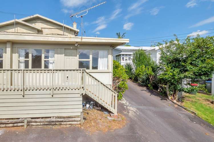 1-3/75 Benson Road Remuera_8