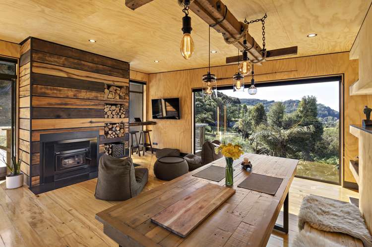 63a Cundys Road Featherston_6