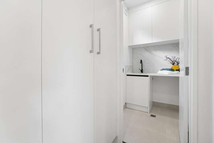 2-3/85 Gardner Avenue New Lynn_17