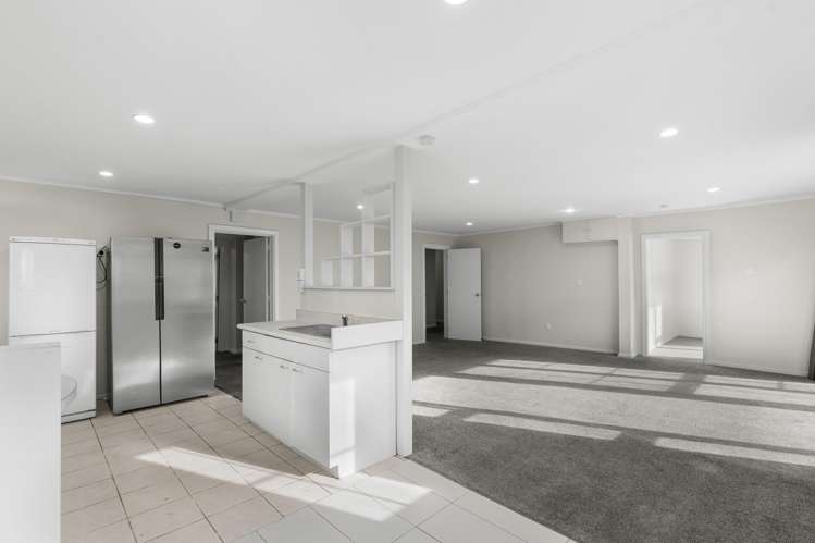 176 Withells Road_5