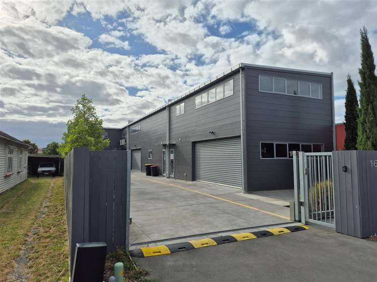 Unit 1, 16 Grafton Street Waltham_4