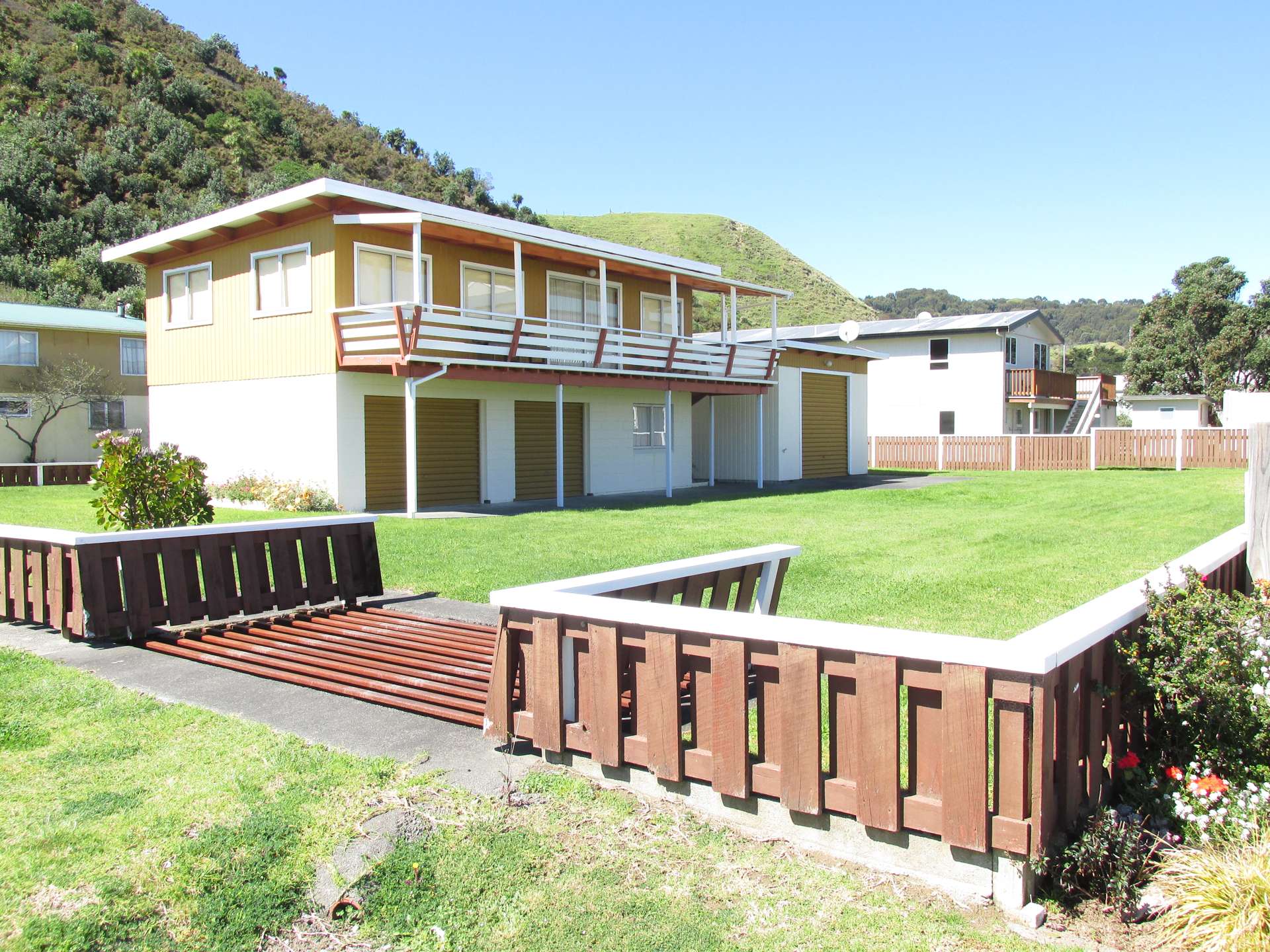 48 Moana Drive Mahia_0