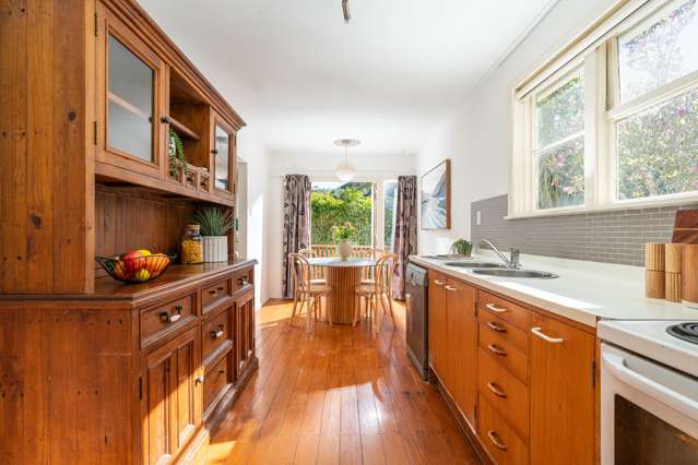 27 Victory Avenue Karori_3