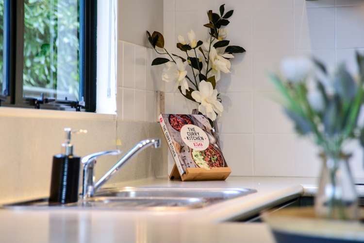 63 Sunnyhills Avenue Glenview_8