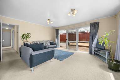 2/34 Rotoiti Avenue_4