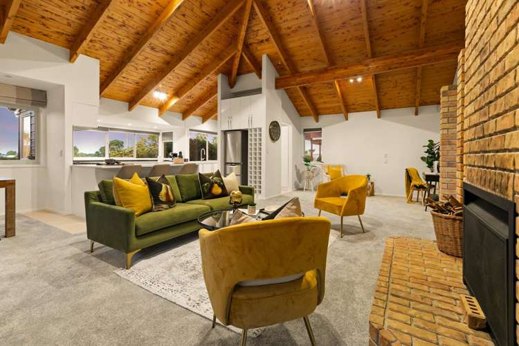 18 Burgundy Park Avenue Henderson_7