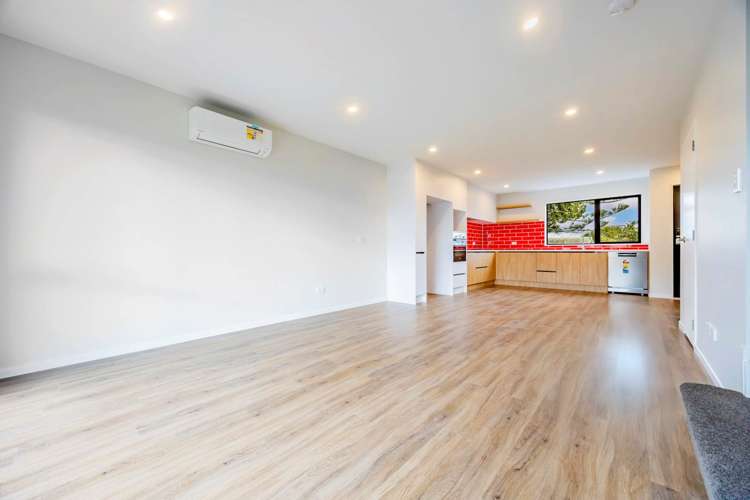 6/21 Peachgrove Road Te Atatu Peninsula_3