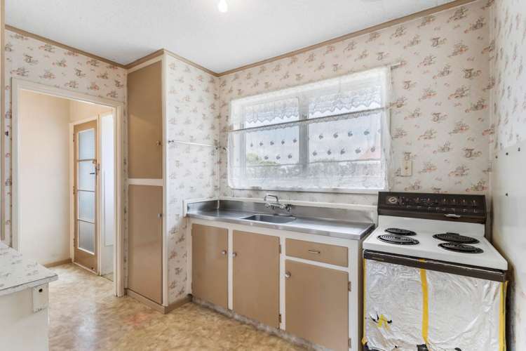 1/2 Wayne Drive Mangere_8