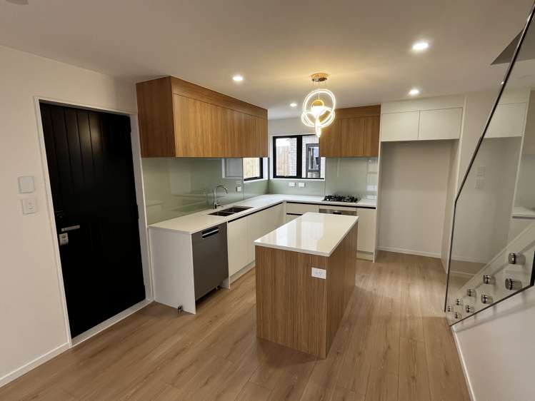 1/1 O'Connell Street Manurewa_3