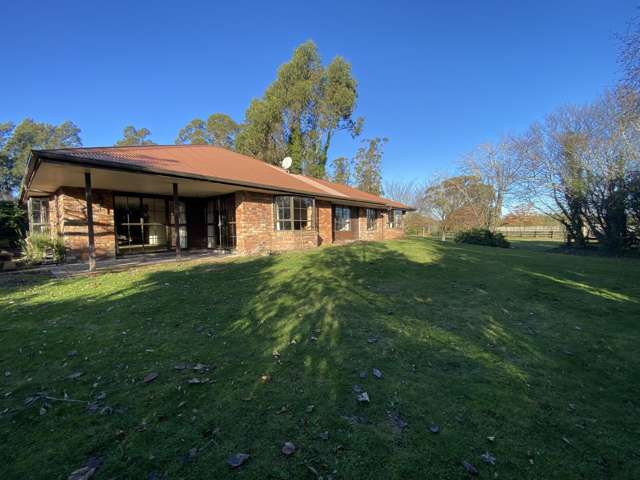 5 Litten Lane West Melton_2