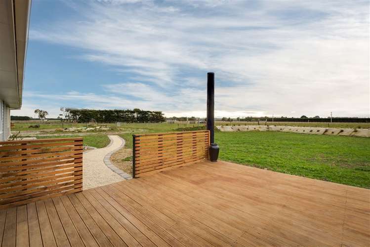 653 Oxford Road Fernside_1