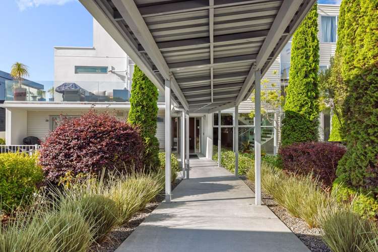 3/104 Harbour Drive Otumoetai_21