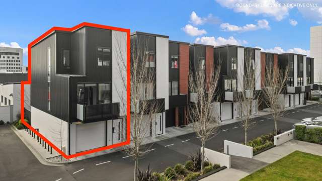 Lock & Leave | Walk to the CBD | Premium Townhouse