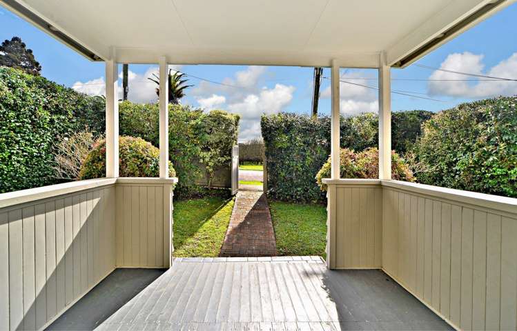 1/33 Abbotts Way Remuera_12