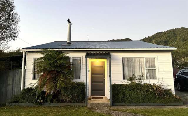 31 Fox Street Cobden_2