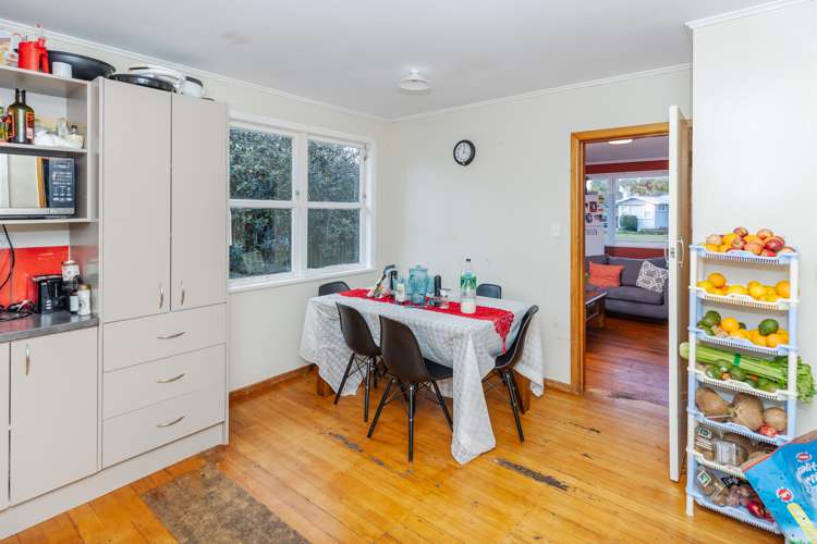 24 Manapouri Place Glenview_9