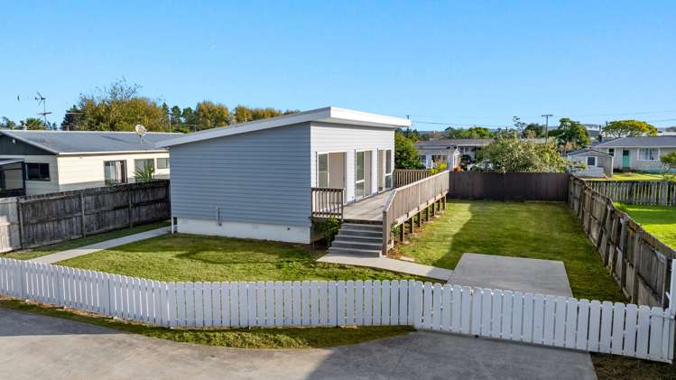 6 Te Moau Avenue Parakai_17