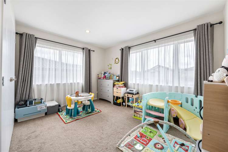 5 Carrickdawson Drive Flat Bush_21