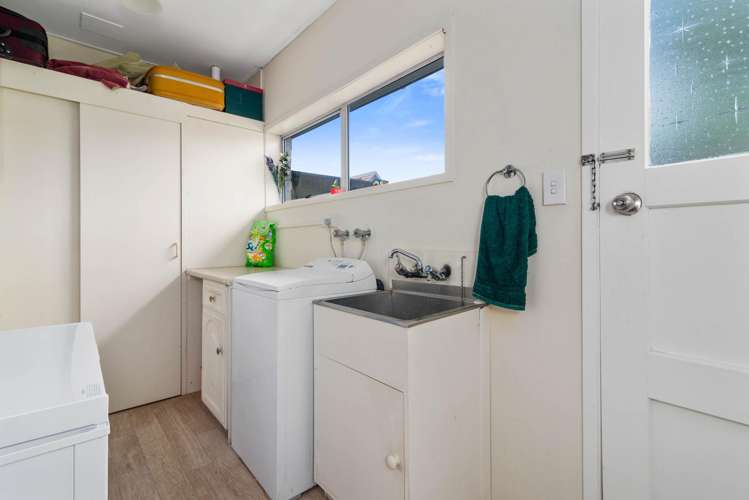 2B Kowhai Street Glenholme_9