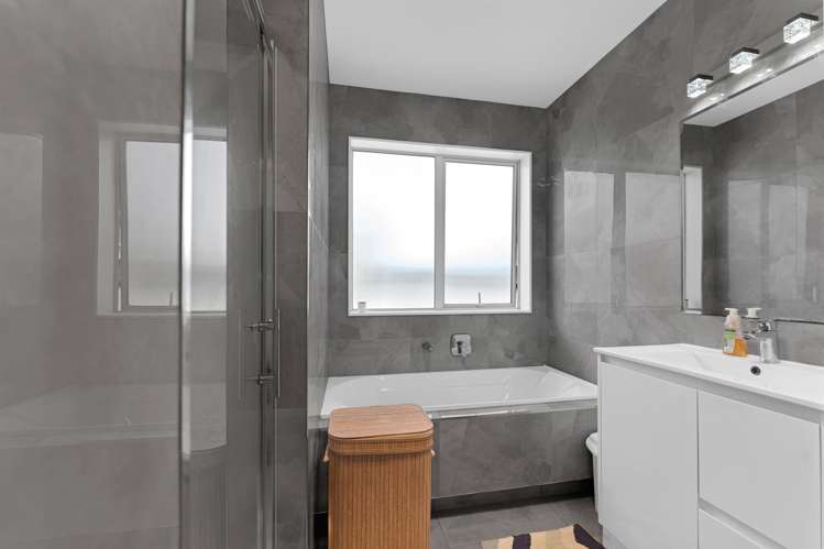 13 Hollowout street Takanini_13