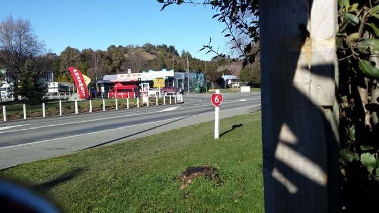 4b Windlesham Place Wakefield_10