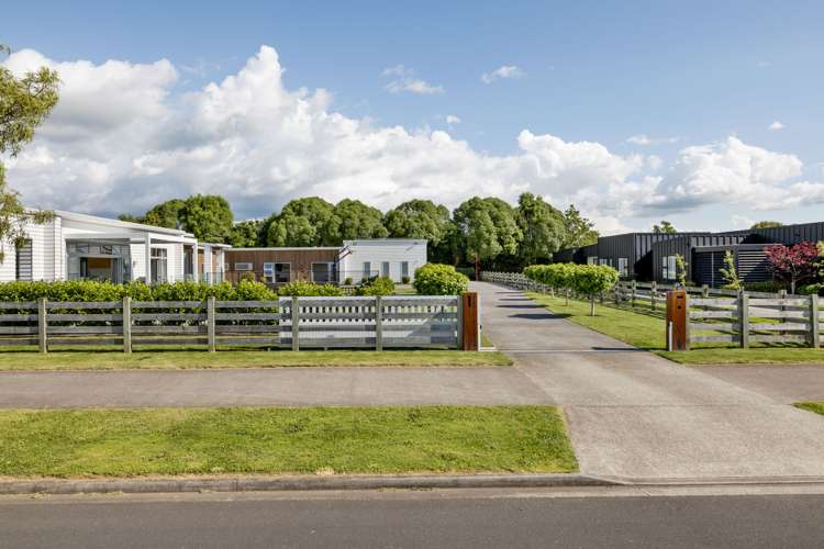 1 Alan Livingston Drive Cambridge_33