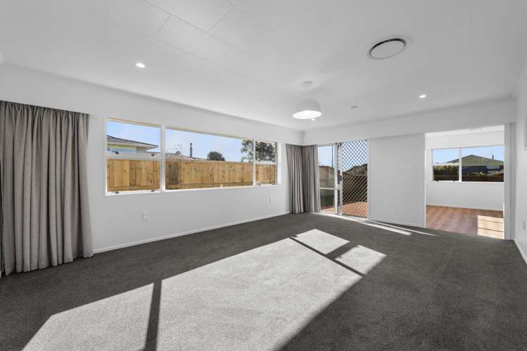 21 Orlando Street Stratford_10