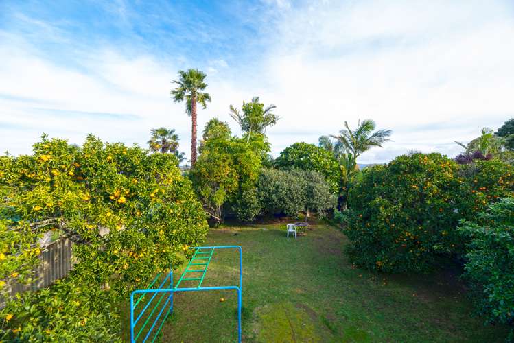 14 Montmere Avenue Te Atatu Peninsula_16