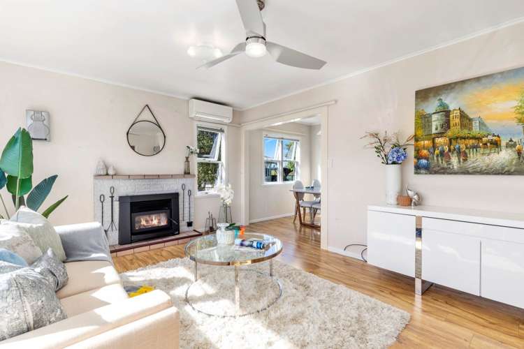 16 Merriefield Avenue Forrest Hill_4