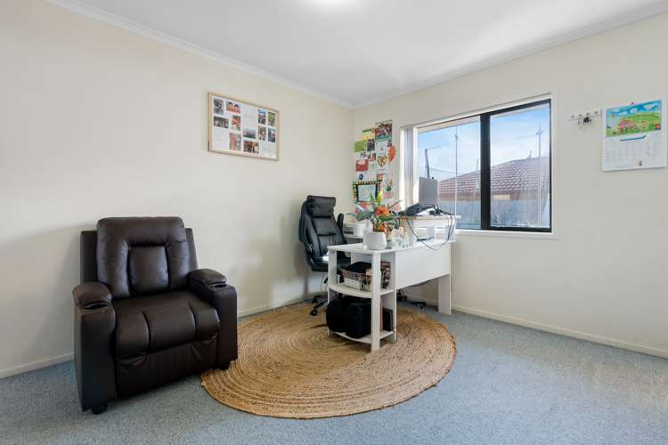 9 Tussock Avenue Mangere_12