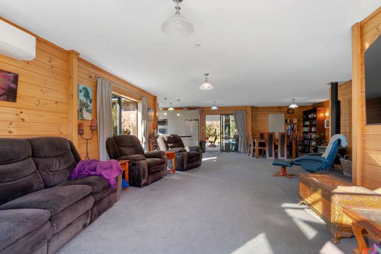 1824 Pole Road Winchmore_19