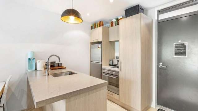 504/5 Howe Street Freemans Bay_2