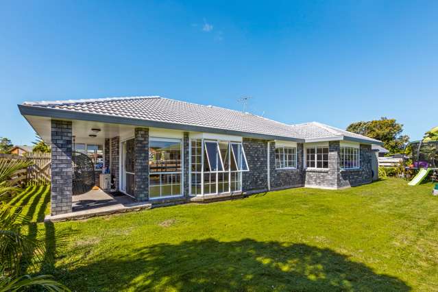 33 Maygrove Drive Orewa_1