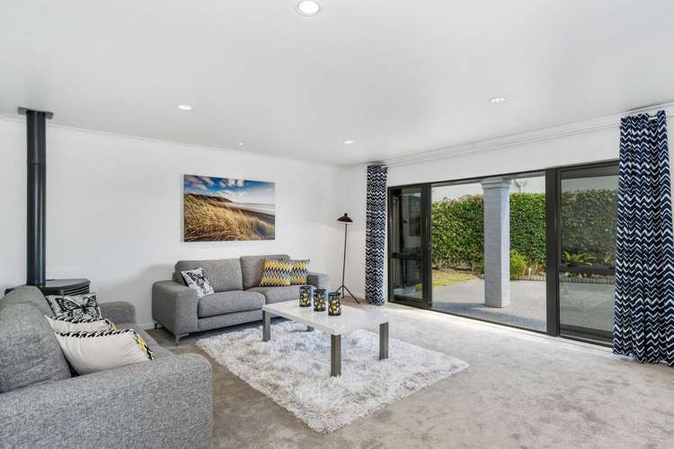 21 Mauritius Key Papamoa_5