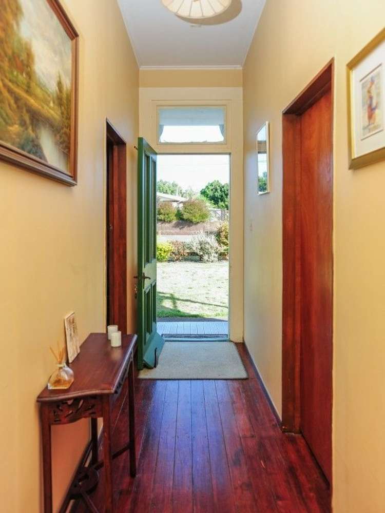 8 Russell Street Otane_10