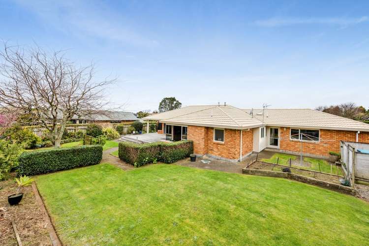 18 Kinross Drive Merrilands_26