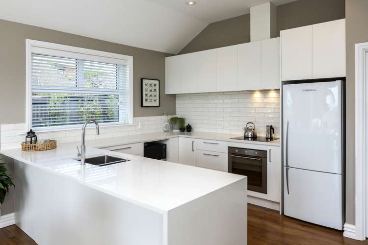 2 Whareora Terrace Cashmere_11