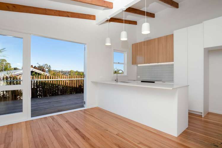 20 Sunray Avenue Titirangi_6