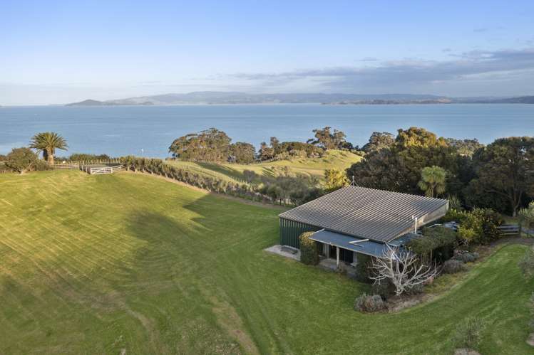 379f Gordons Road Waiheke Island_13