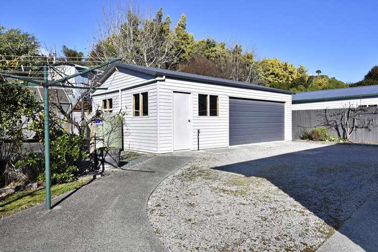 102a Lord Rutherford Road Brightwater_16