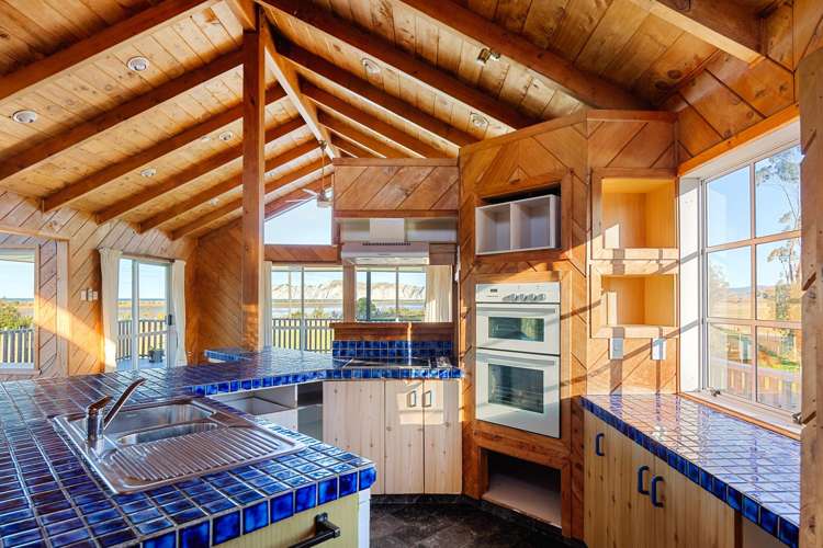 209 Browns Beach Road Muriwai_1