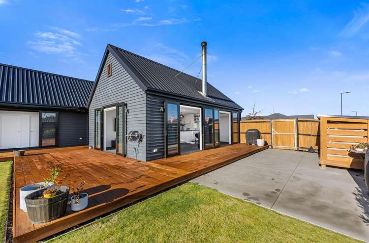 81 Craig Thompson Drive Lincoln_20