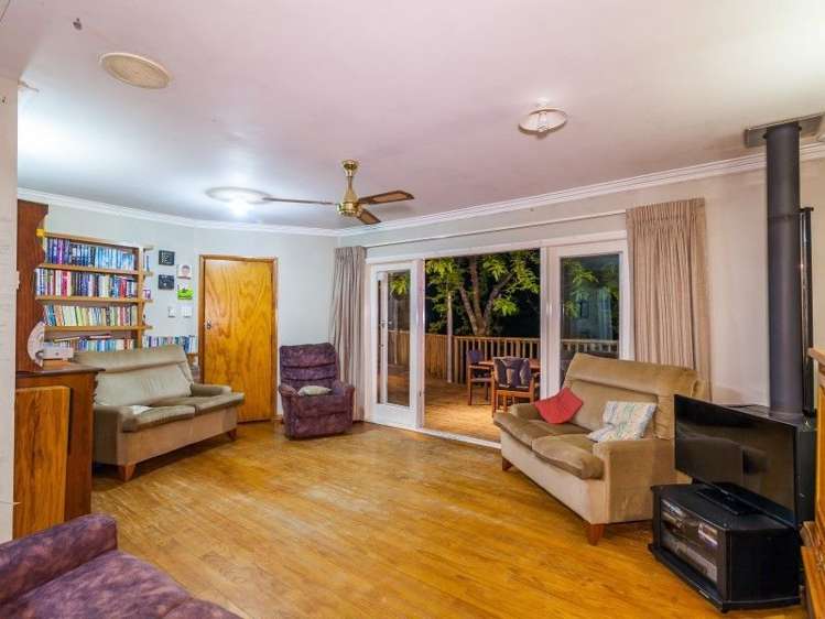 49 Blue Mountains Road Pinehaven_7