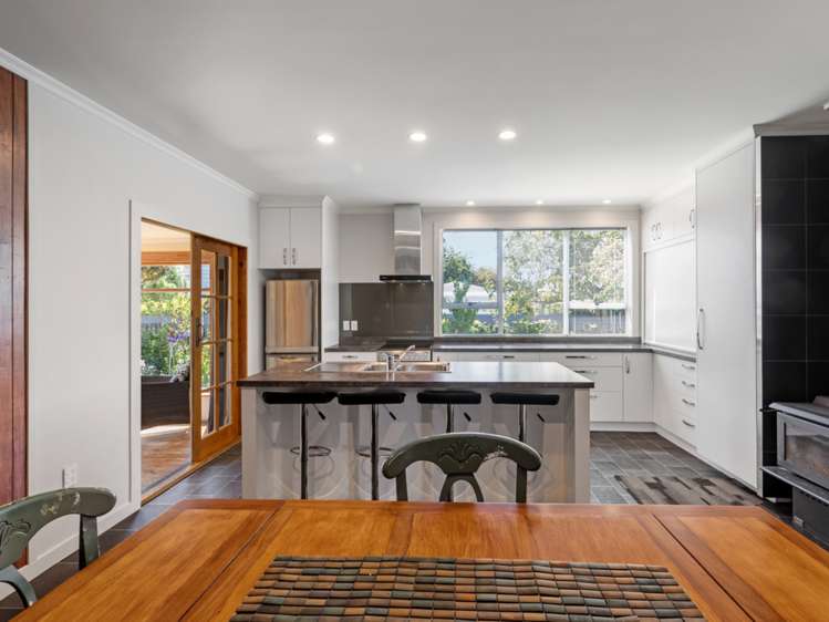 64 South Street Blenheim Central_21