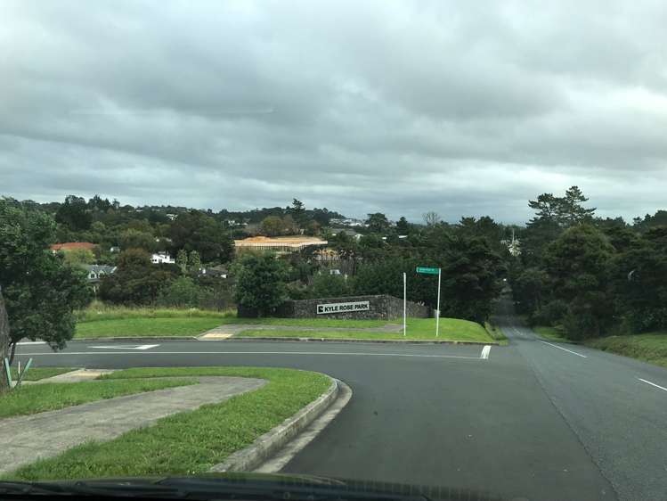 9 Wicklam Lane Greenhithe_11