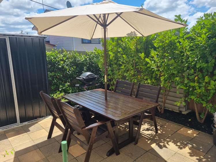 4/45 Vera Road Te Atatu South_11