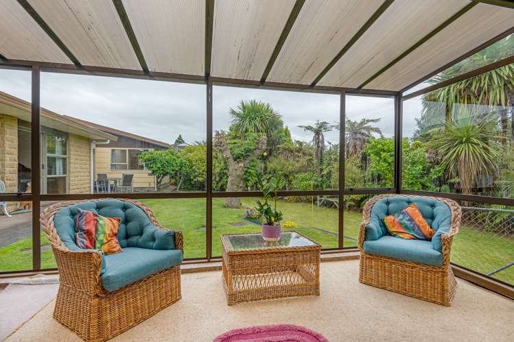 16 Suffolk Crescent Feilding_8