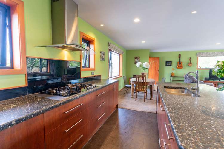 330 Sinclair Road Te Anau_20