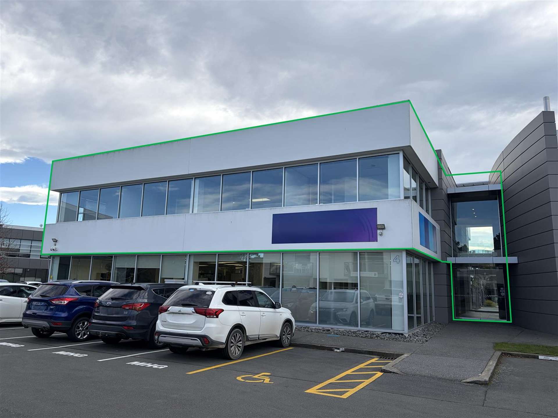 3B Sir William Pickering Drive Harewood_0