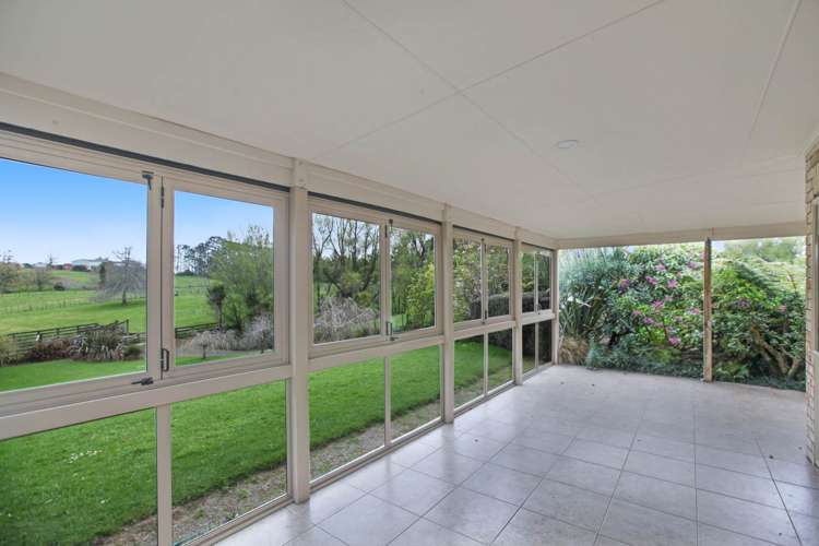 292 State Highway 16 Kumeu_11